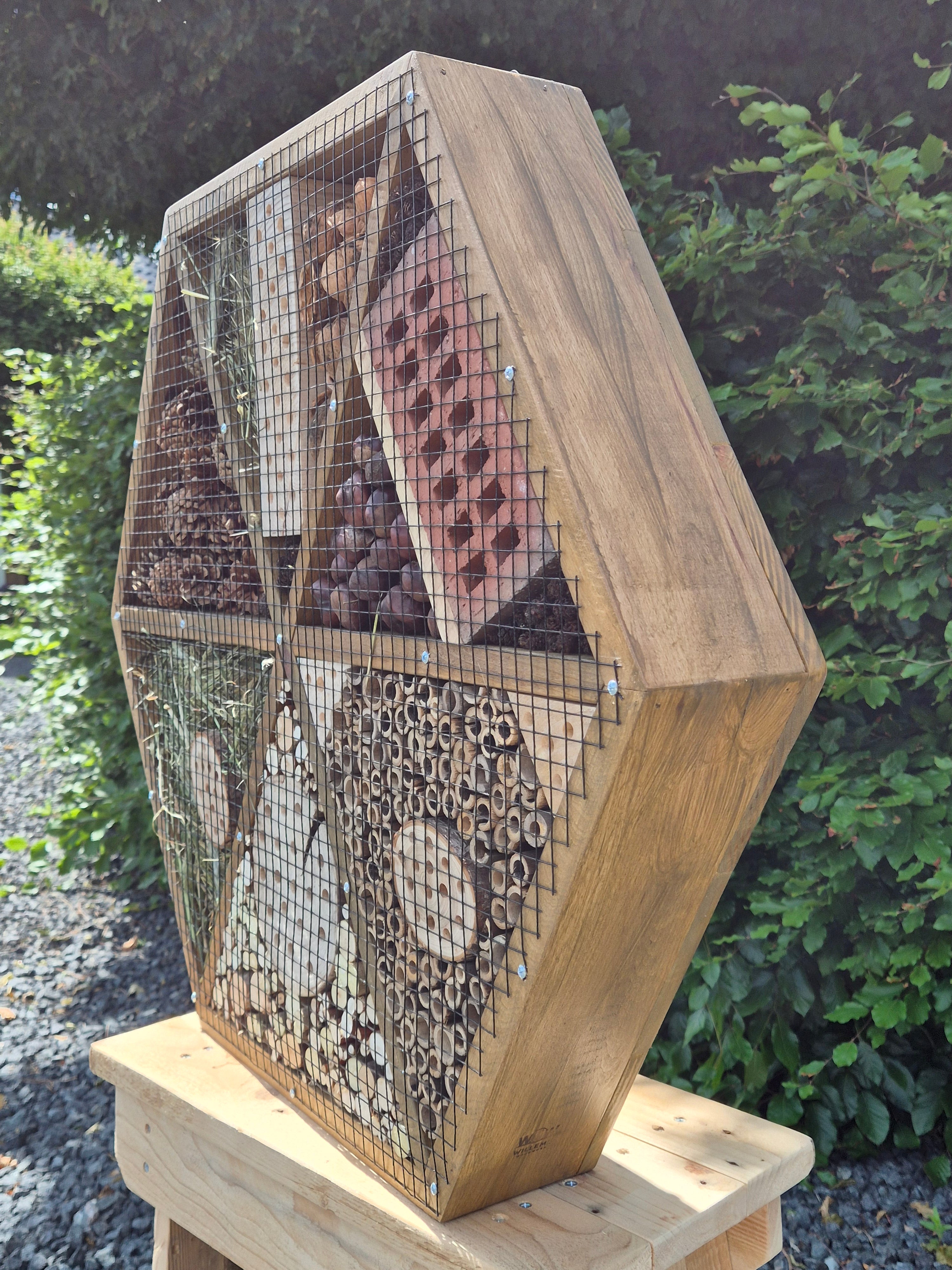Insectenhotel Hexa Hoeve NIEUW!