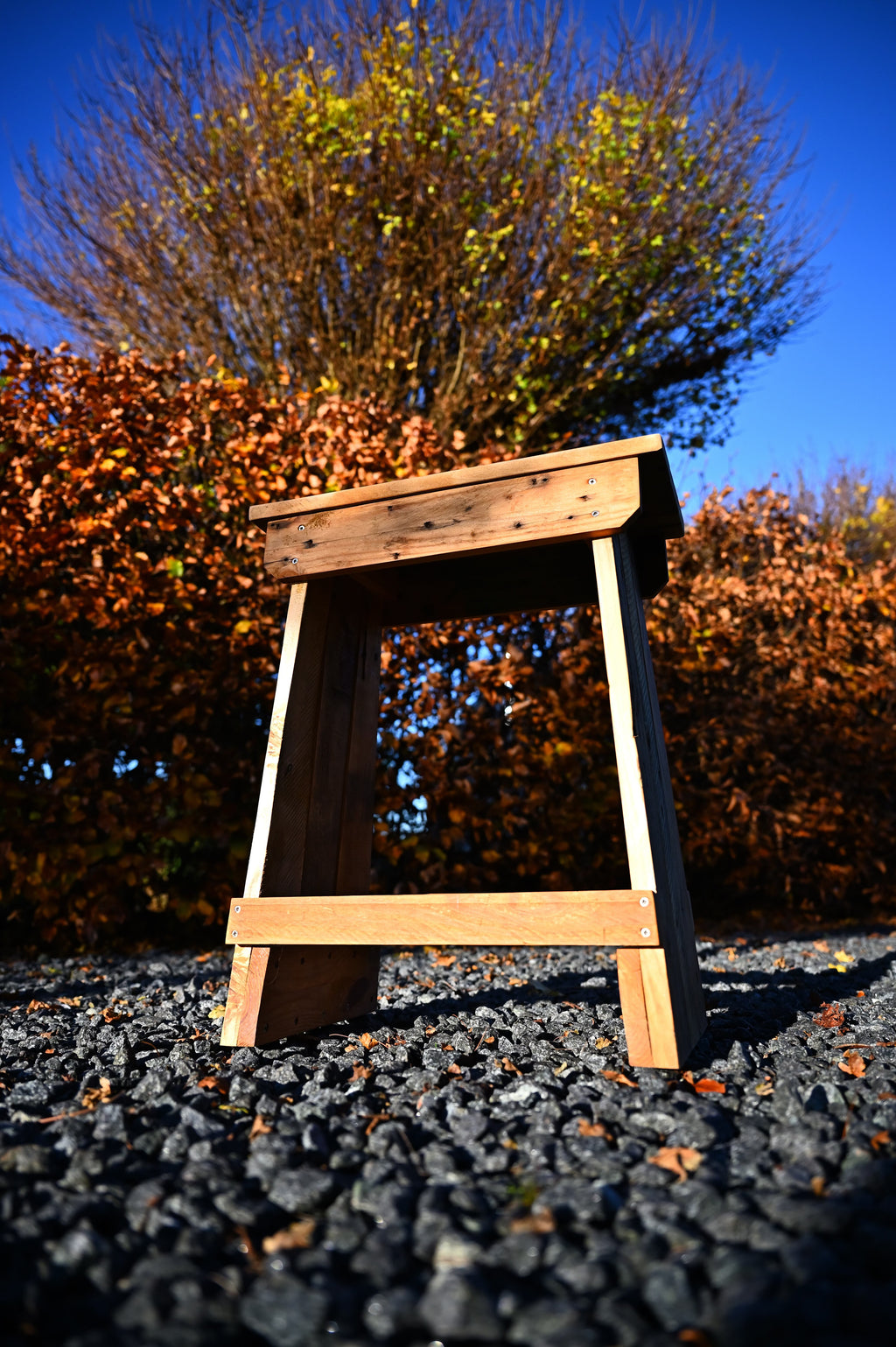 Handgemaakte Houten Kruk / Bijzettafel