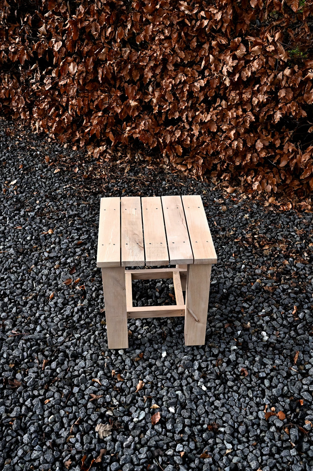 Hardhouten (bijzet)tafel